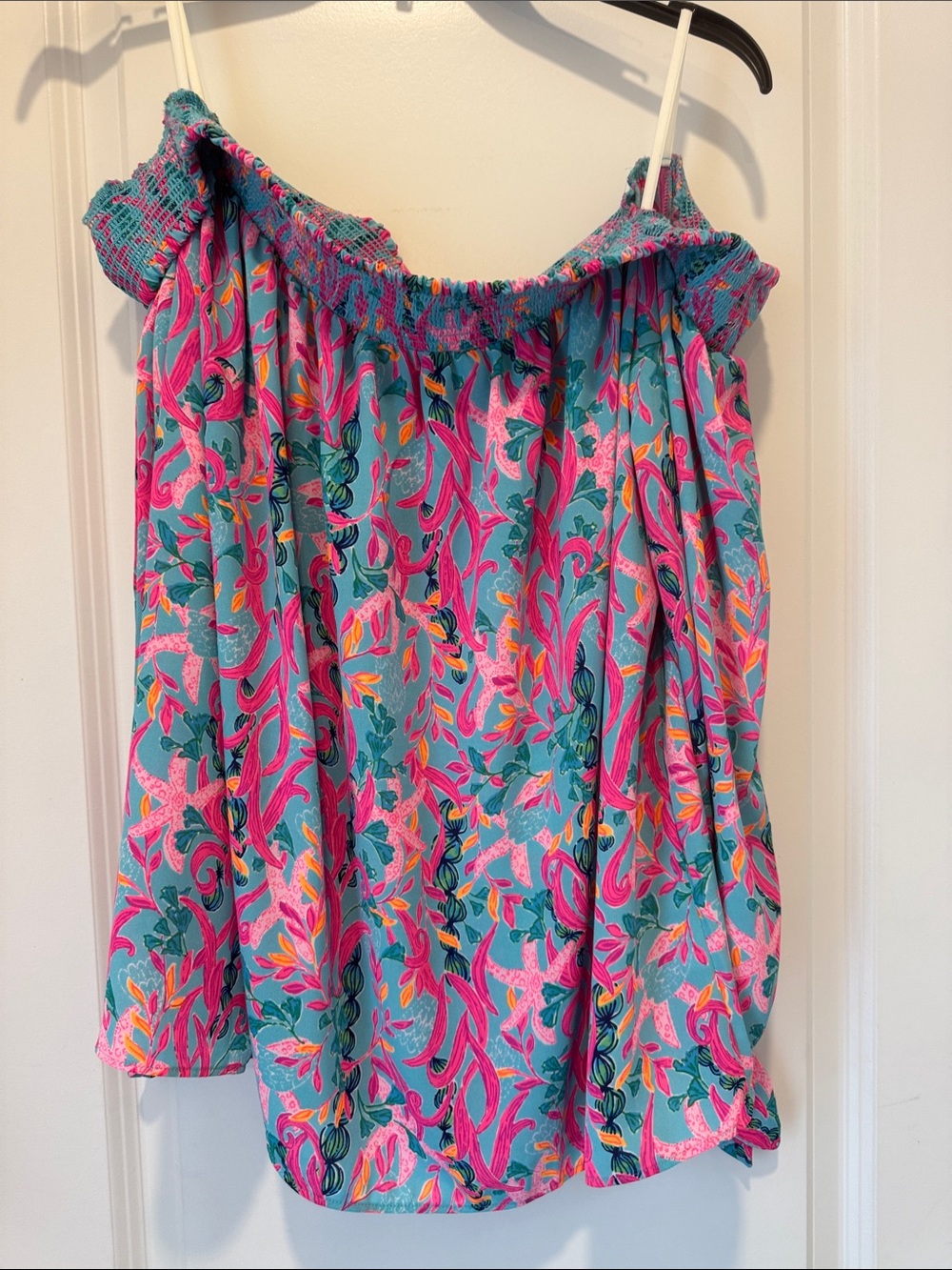 Like new, Lilly Pulitzer Off-Shoulder Floral Print Women's Top in Teal and Pink